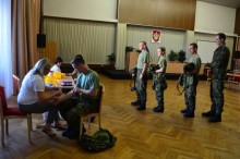 Příslušníci aktivní zálohy a dobrovolného vojenského cvičení se stali členy registru dárců kostní dřeně Příslušníci aktivní zálohy a dobrovolného vojenského cvičení se stali členy registru dárců kostní dřeně