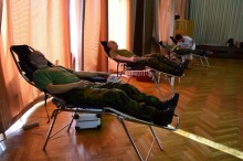 Vojáci kurzů základní přípravy darovali na 26,5 litrů krve Vojáci kurzů základní přípravy darovali na 26,5 litrů krve