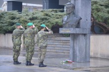 Výročí narození Ludvíka Svobody si připomenuli vyškovští v posádce i Hroznatíně Výročí narození Ludvíka Svobody si připomenuli vyškovští v posádce i Hroznatíně