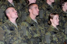 Vyřazení absolventů kurzu základní přípravy (Univerzita obrany): nástupní termín 1.srpen 2015 Vyřazení absolventů kurzu základní přípravy (Univerzita obrany): nástupní termín 1.srpen 2015