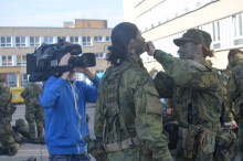 Projekt 20 let v NATO: Česká televize natáčela u Vojenské akademie Projekt 20 let v NATO: Česká televize natáčela u Vojenské akademie