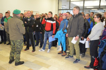 Do kurzu základní přípravy nastoupilo 61 záložníků a 7 dobrovolníků Do kurzu základní přípravy nastoupilo 61 záložníků a 7 dobrovolníků