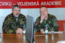 Vyškovští se prezentovali armádnímu generálovi Aleši Opatovi. A měli se čím pochlubit Vyškovští se prezentovali armádnímu generálovi Aleši Opatovi. A měli se čím pochlubit